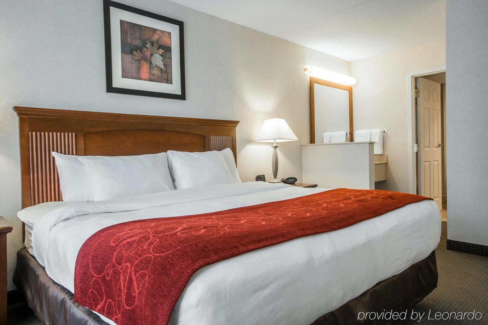 Comfort Suites South Burlington Near University Ngoại thất bức ảnh