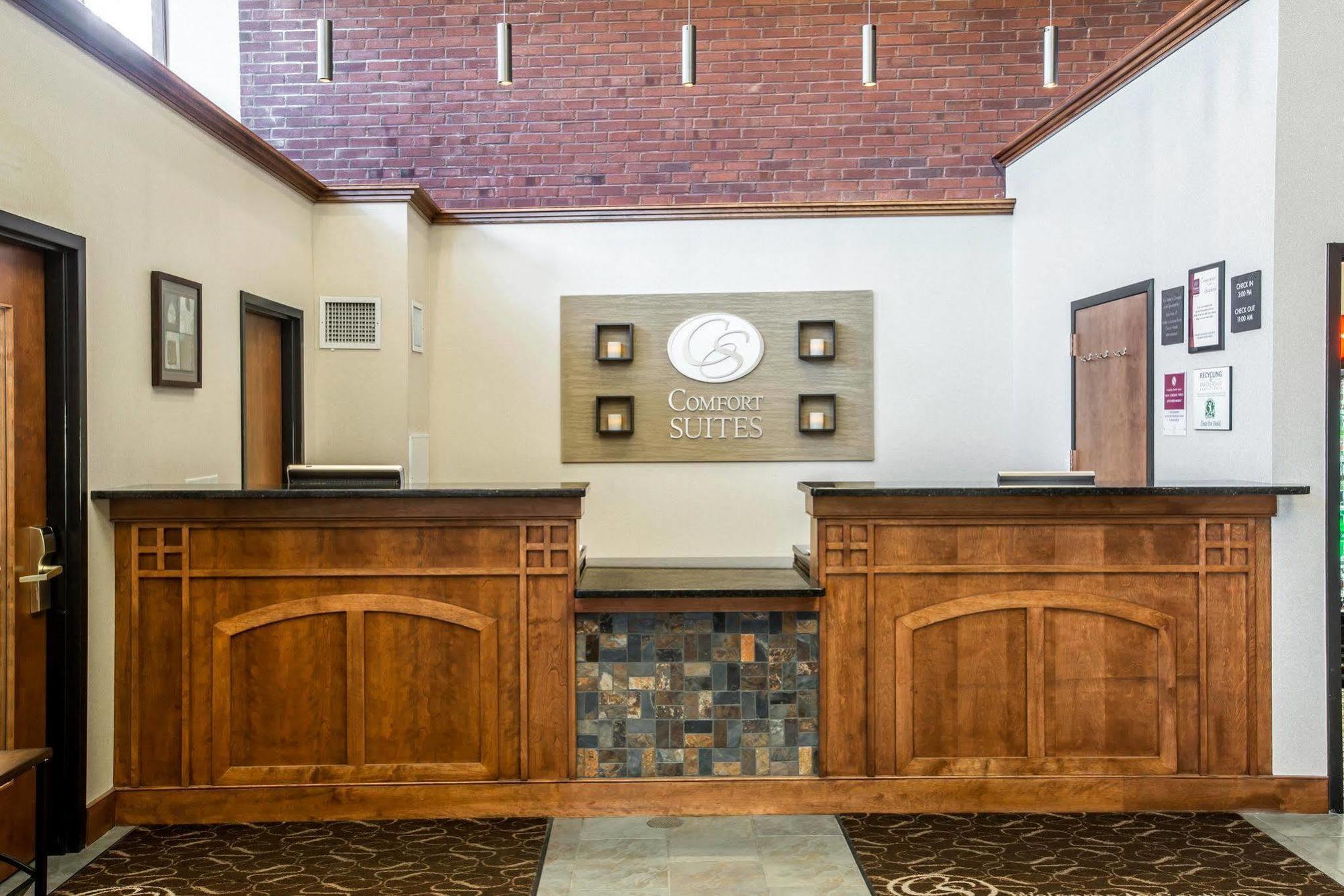 Comfort Suites South Burlington Near University Ngoại thất bức ảnh