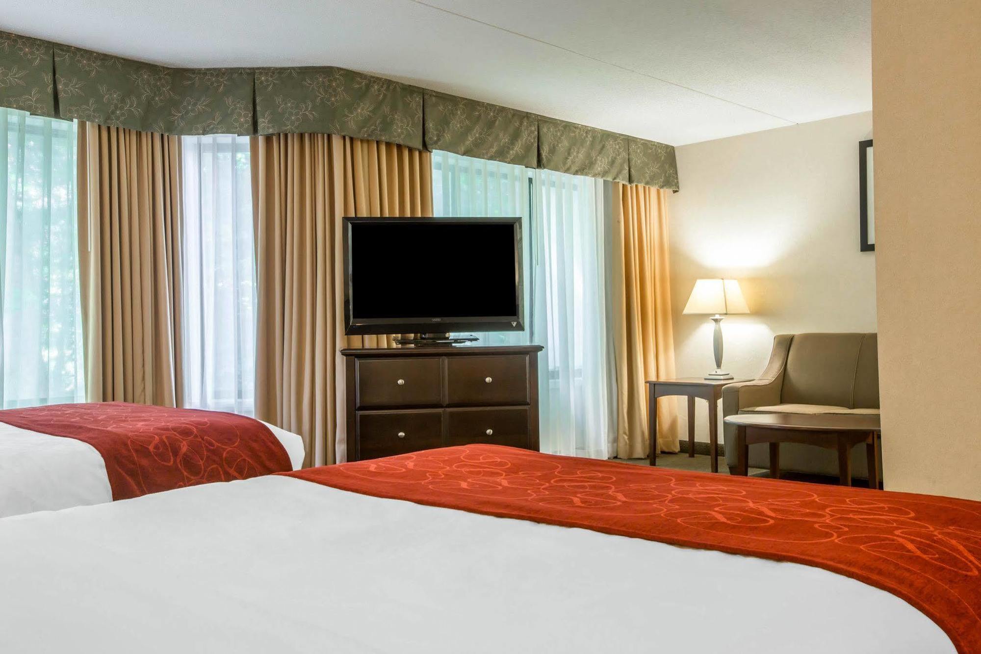Comfort Suites South Burlington Near University Ngoại thất bức ảnh